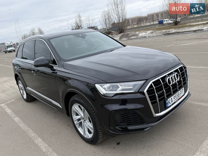 Внедорожник / Кроссовер Audi Q7 2020 в Киеве