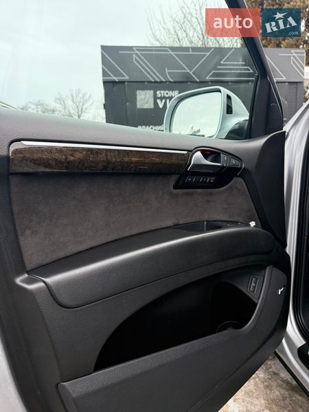 Позашляховик / Кросовер Audi Q7 2012 в Львові