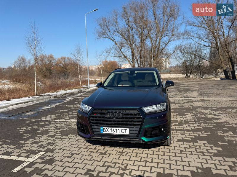 Позашляховик / Кросовер Audi Q7 2017 в Хмельницькому