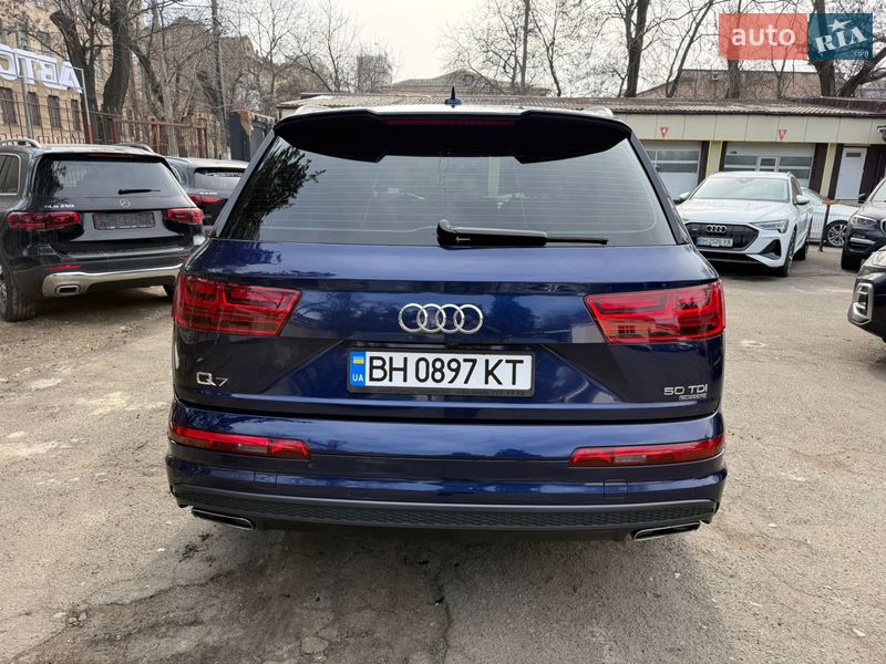 Внедорожник / Кроссовер Audi Q7 2018 в Одессе