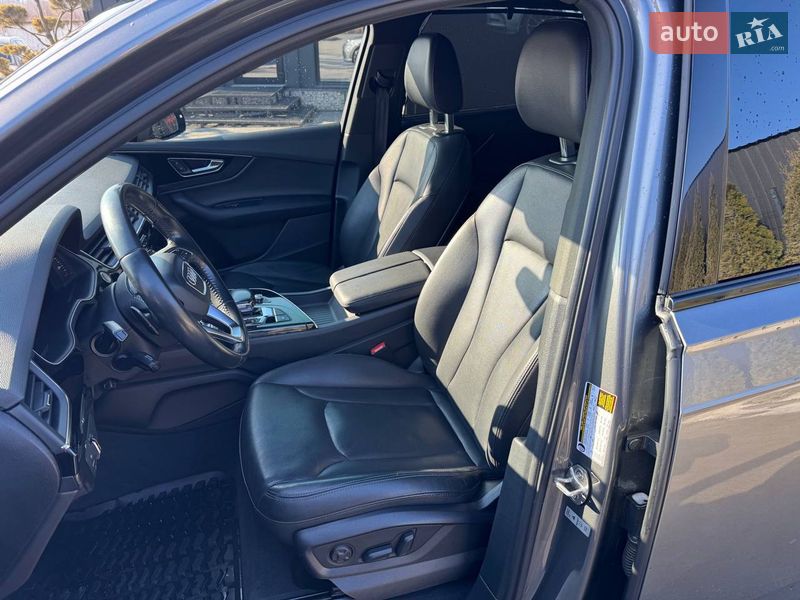 Позашляховик / Кросовер Audi Q7 2017 в Кам'янець-Подільському