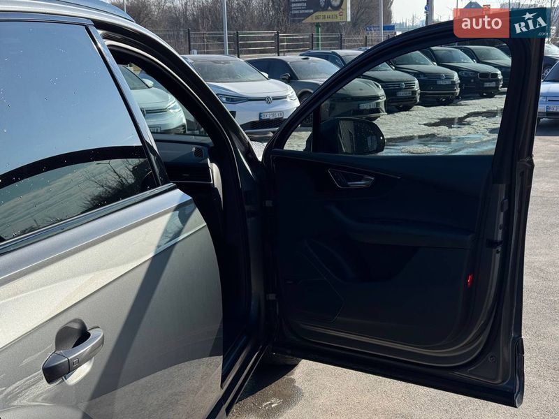 Позашляховик / Кросовер Audi Q7 2017 в Кам'янець-Подільському