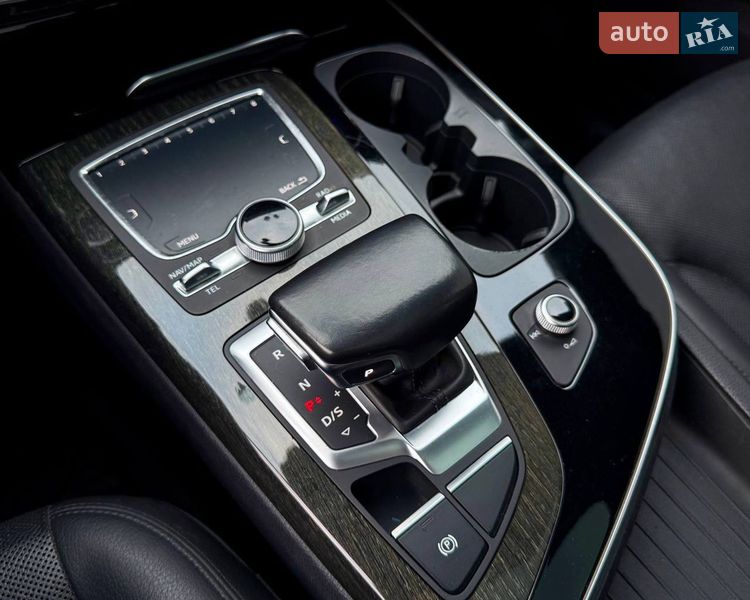 Внедорожник / Кроссовер Audi Q7 2016 в Киеве фото 32 Внедорожник / Кроссовер Audi Q7 2016 в Киеве