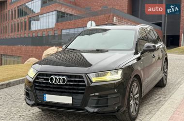 Позашляховик / Кросовер Audi Q7 2017 в Дніпрі