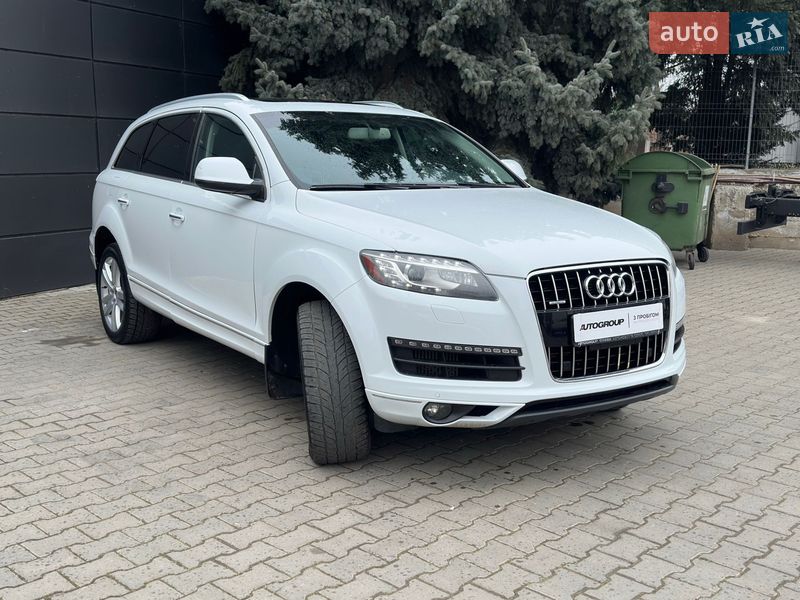 Внедорожник / Кроссовер Audi Q7 2013 в Одессе