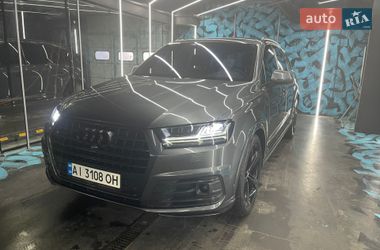 Внедорожник / Кроссовер Audi Q7 2017 в Киеве