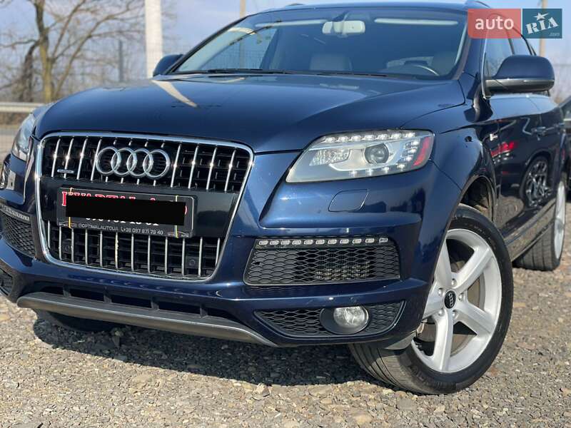 Внедорожник / Кроссовер Audi Q7 2013 в Хусте