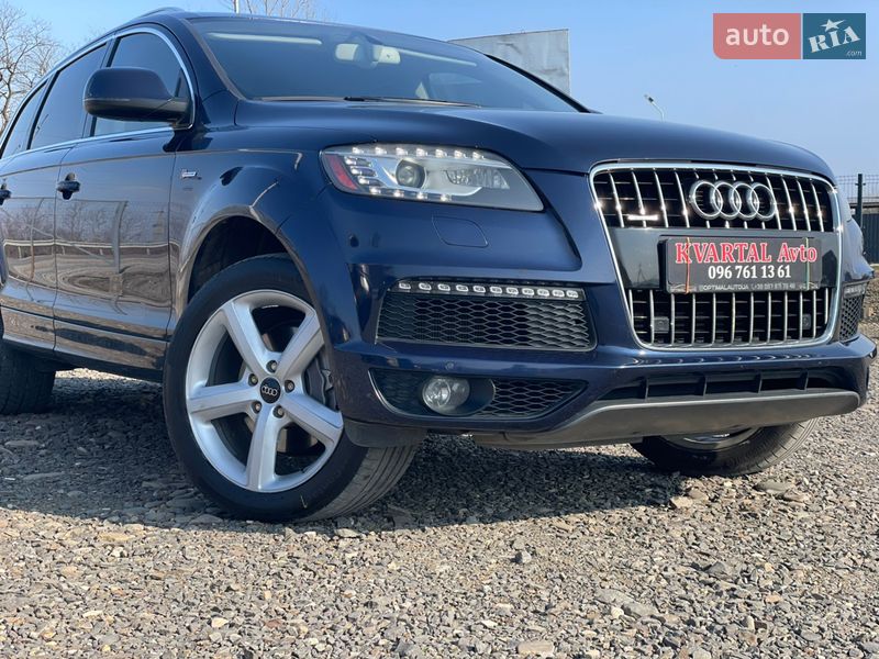 Внедорожник / Кроссовер Audi Q7 2013 в Хусте