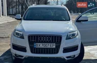 Позашляховик / Кросовер Audi Q7 2010 в Волочиську