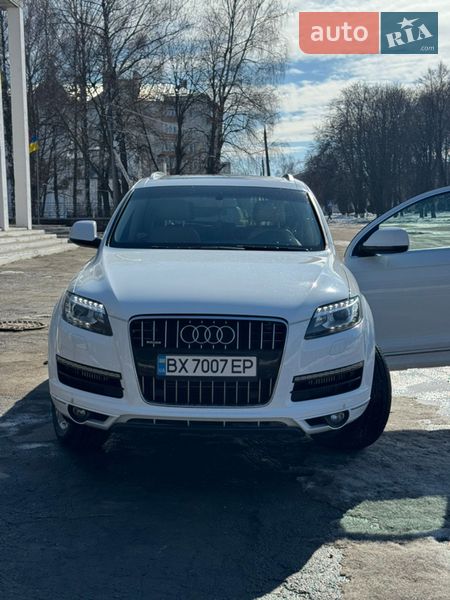 Позашляховик / Кросовер Audi Q7 2010 в Волочиську