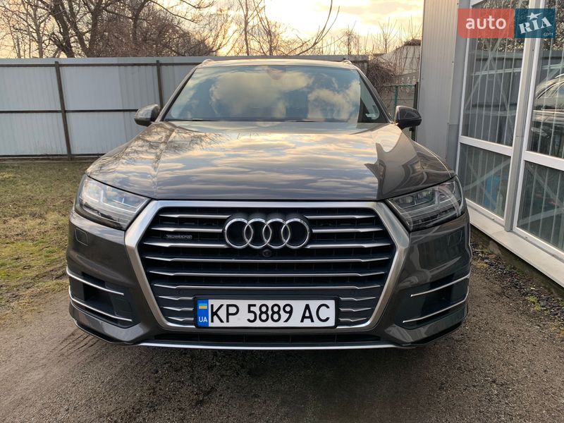 Внедорожник / Кроссовер Audi Q7 2019 в Запорожье