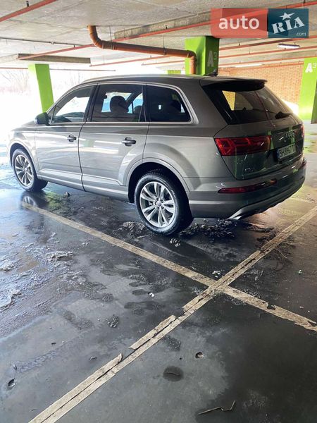 Внедорожник / Кроссовер Audi Q7 2017 в Львове