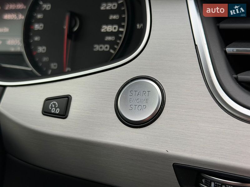 Внедорожник / Кроссовер Audi Q7 2015 в Киеве