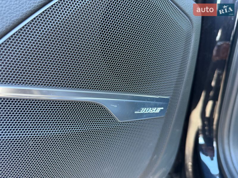 Внедорожник / Кроссовер Audi Q7 2016 в Киеве