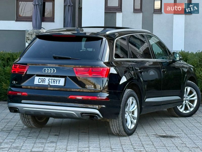 Позашляховик / Кросовер Audi Q7 2018 в Стрию