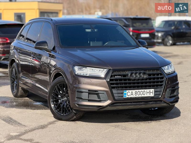 Внедорожник / Кроссовер Audi Q7 2016 в Киеве