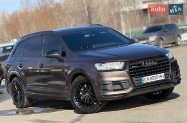 Внедорожник / Кроссовер Audi Q7 2016 в Киеве