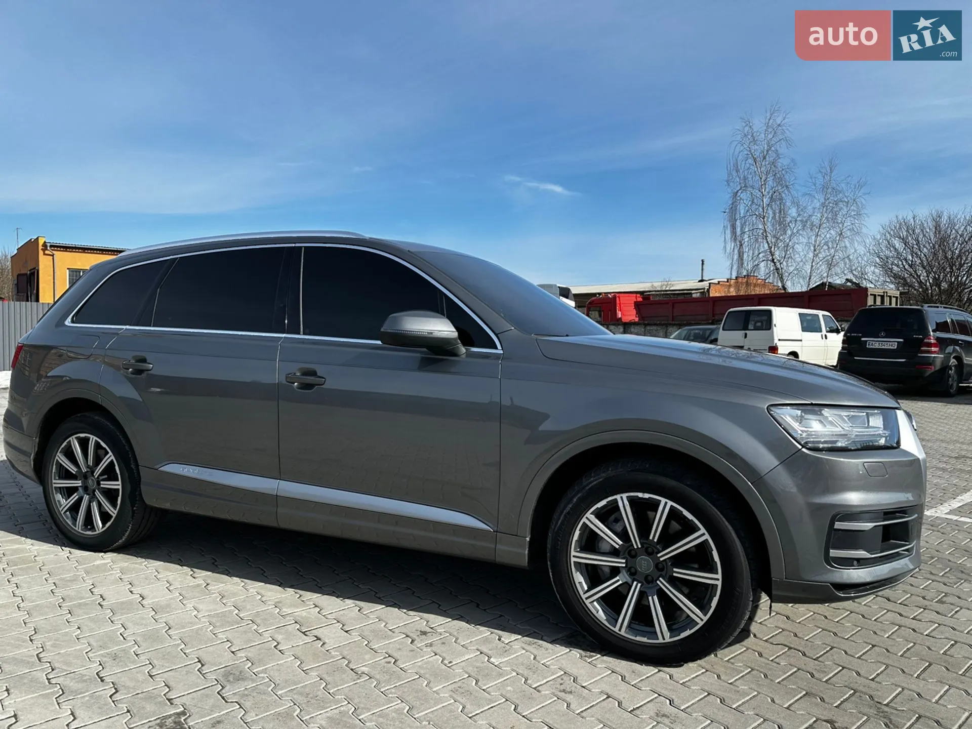 2016 Audi Q7 - мініатюра 18