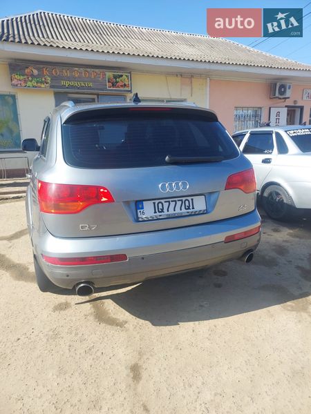 Внедорожник / Кроссовер Audi Q7 2006 в Захарьевке фото 7 Внедорожник / Кроссовер Audi Q7 2006 в Захарьевке
