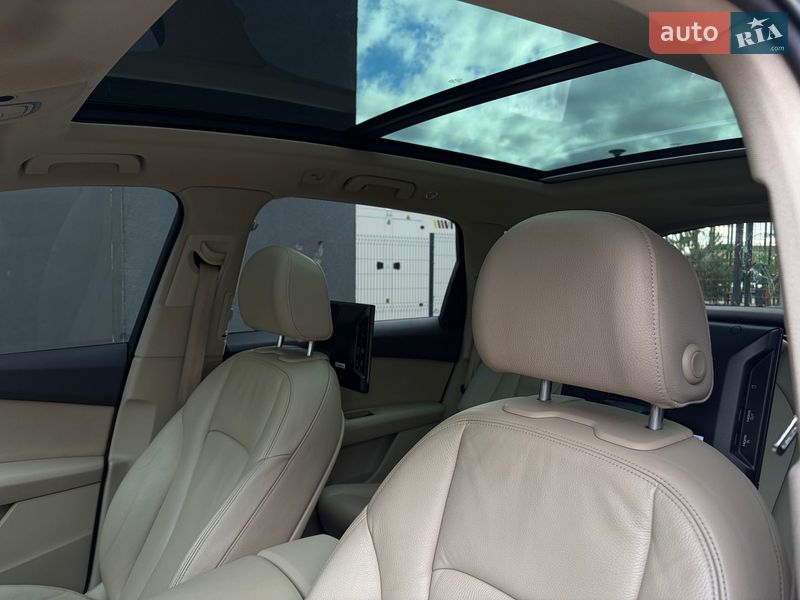 Внедорожник / Кроссовер Audi Q7 2016 в Киеве