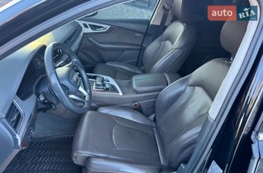 Внедорожник / Кроссовер Audi Q7 2016 в Ровно
