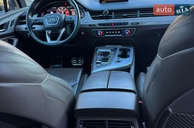 Внедорожник / Кроссовер Audi Q7 2016 в Ровно