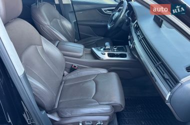 Внедорожник / Кроссовер Audi Q7 2016 в Ровно
