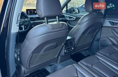 Внедорожник / Кроссовер Audi Q7 2016 в Ровно