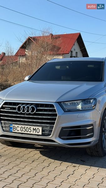 Внедорожник / Кроссовер Audi Q7 2018 в Мостиске