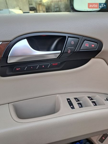 Внедорожник / Кроссовер Audi Q7 2012 в Тернополе