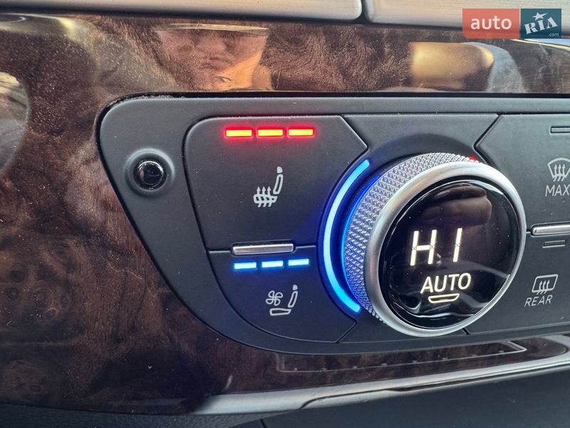 Позашляховик / Кросовер Audi Q7 2015 в Тернополі