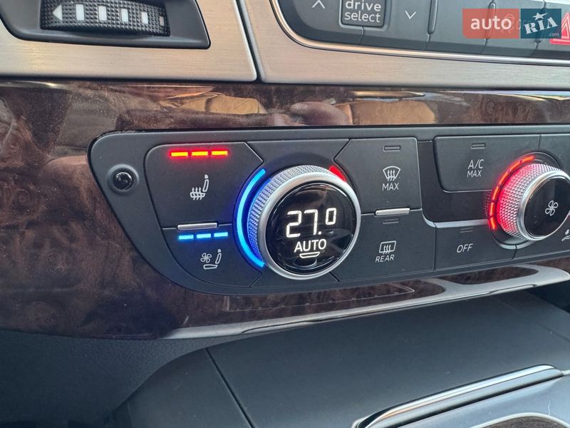 Позашляховик / Кросовер Audi Q7 2015 в Тернополі