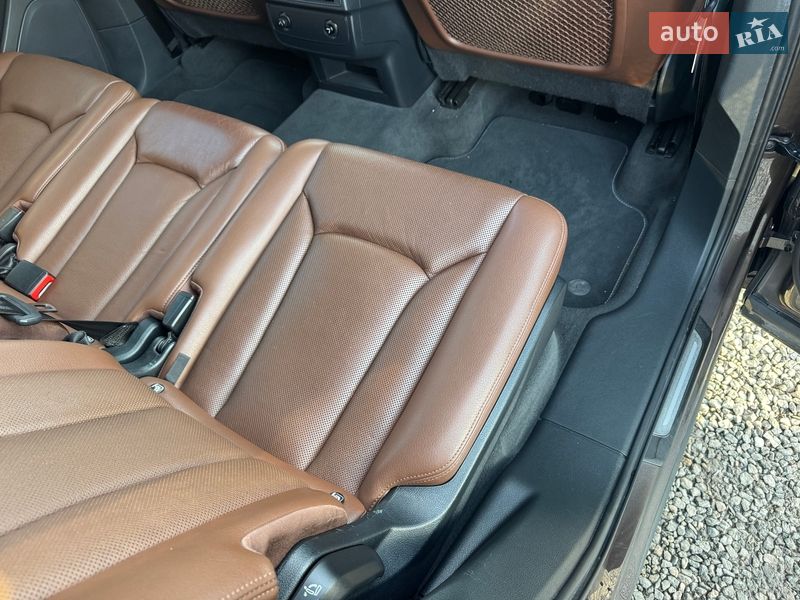 Позашляховик / Кросовер Audi Q7 2015 в Тернополі