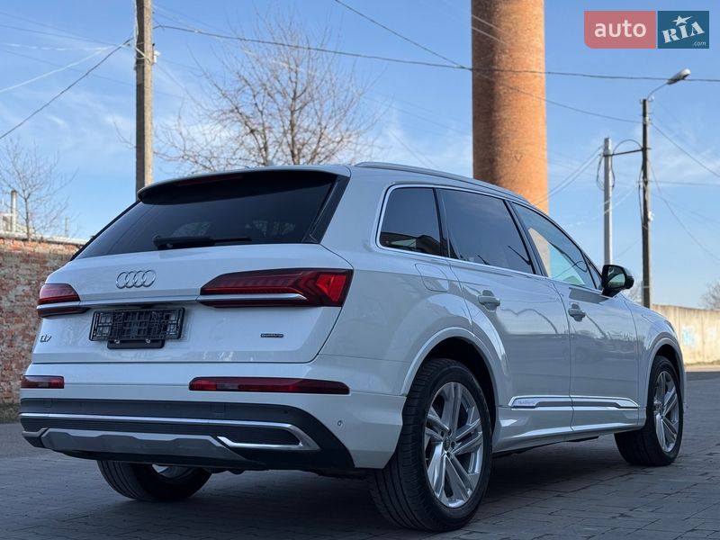 Внедорожник / Кроссовер Audi Q7 2019 в Стрые