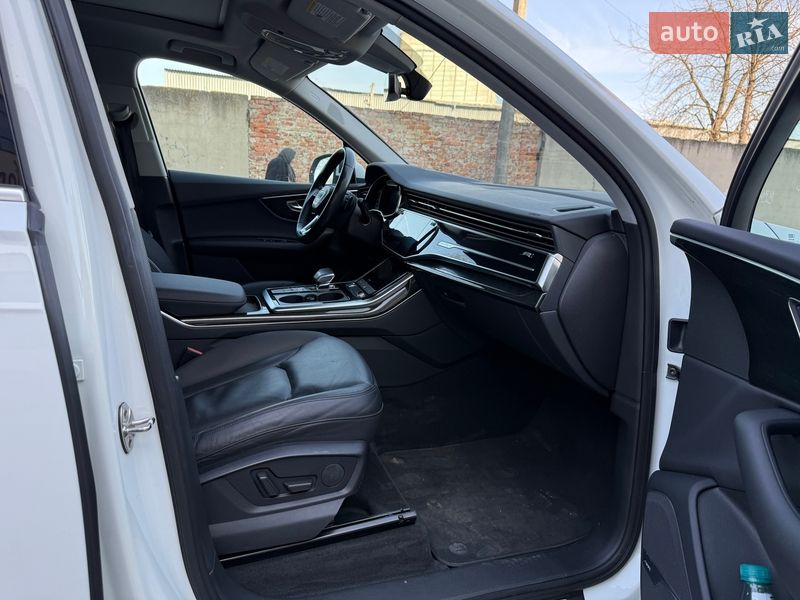 Внедорожник / Кроссовер Audi Q7 2019 в Стрые