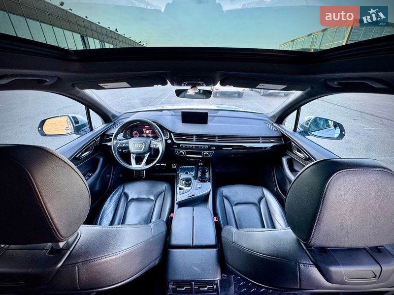 Позашляховик / Кросовер Audi Q7 2017 в Києві