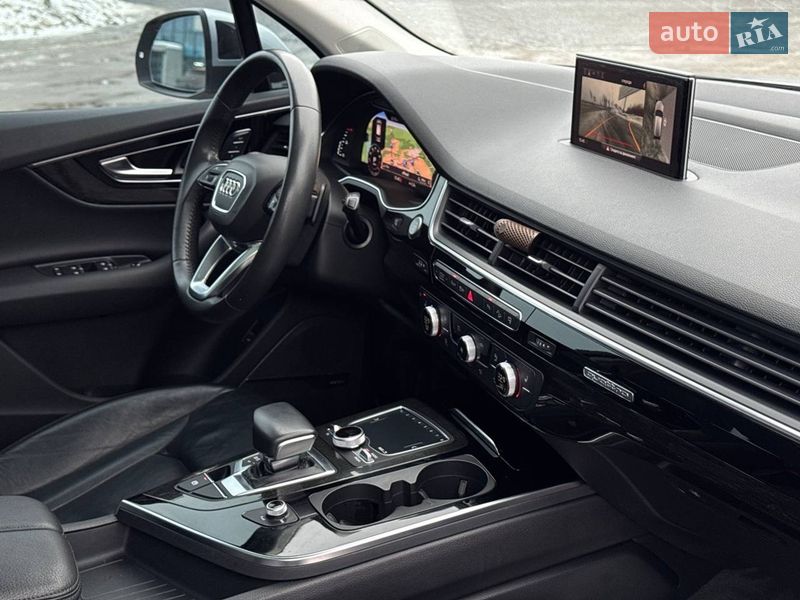 Внедорожник / Кроссовер Audi Q7 2018 в Киеве