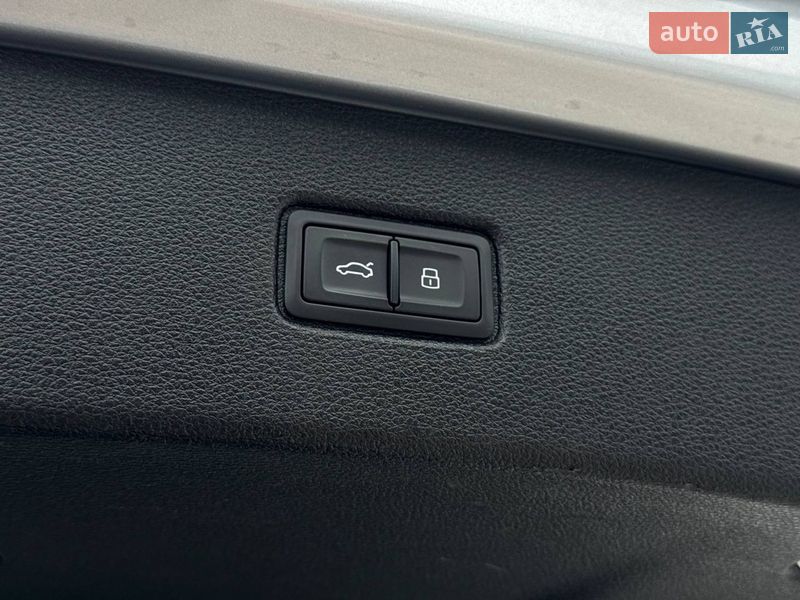 Внедорожник / Кроссовер Audi Q7 2018 в Киеве