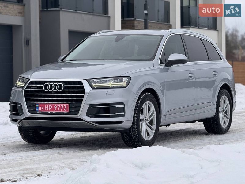 Внедорожник / Кроссовер Audi Q7 2018 в Киеве