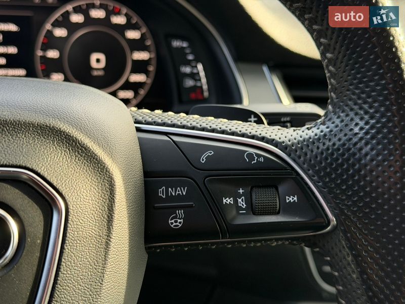 Внедорожник / Кроссовер Audi Q7 2016 в Хмельницком