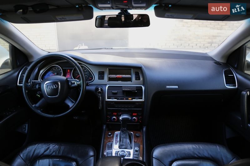 Позашляховик / Кросовер Audi Q7 2007 в Києві