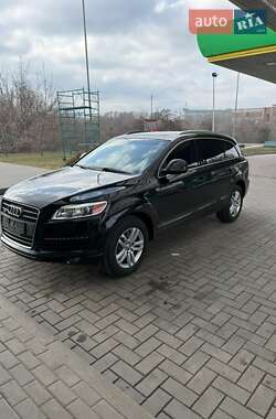 Внедорожник / Кроссовер Audi Q7 2007 в Каменском