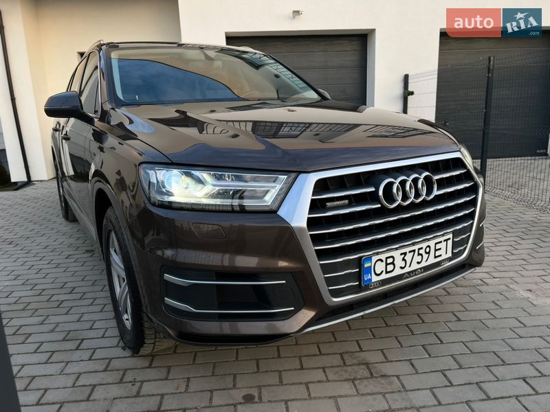 Внедорожник / Кроссовер Audi Q7 2017 в Львове