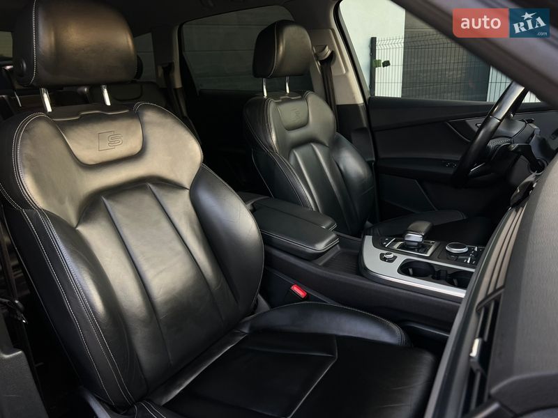 Внедорожник / Кроссовер Audi Q7 2017 в Львове
