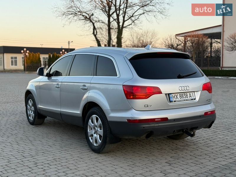 Позашляховик / Кросовер Audi Q7 2007 в Чернівцях