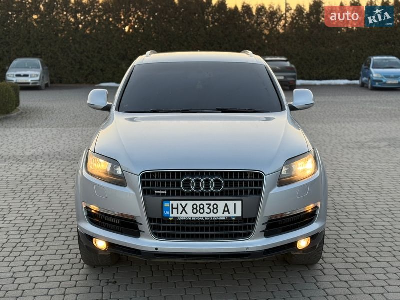 Позашляховик / Кросовер Audi Q7 2007 в Чернівцях
