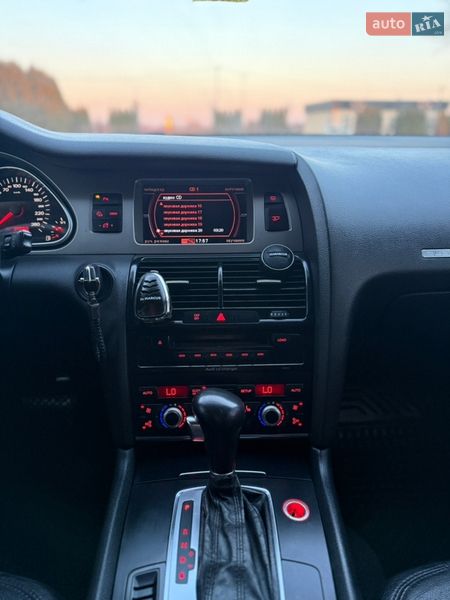 Позашляховик / Кросовер Audi Q7 2007 в Чернівцях