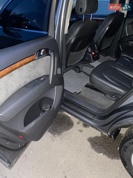 Позашляховик / Кросовер Audi Q7 2013 в Харкові