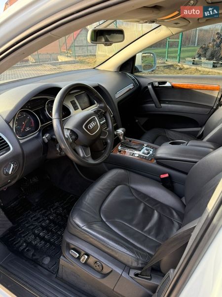 Позашляховик / Кросовер Audi Q7 2014 в Самборі