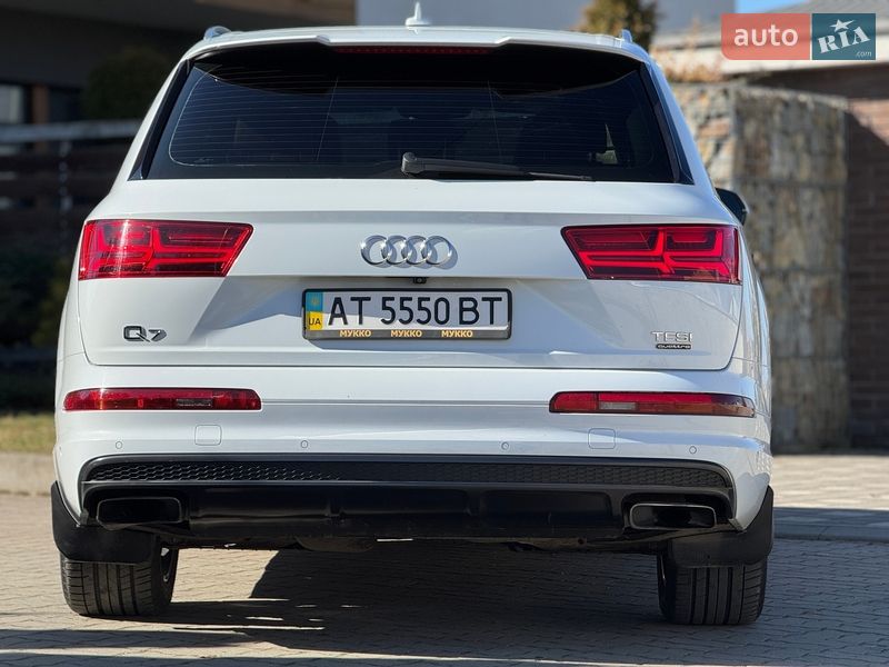 Внедорожник / Кроссовер Audi Q7 2015 в Стрые